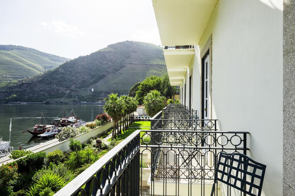 The Vintage House - Douro Hotel Pinhao Bagian luar foto View from the hotel