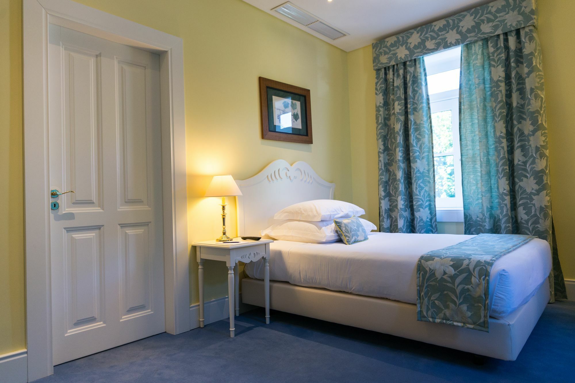 The Vintage House - Douro Hotel Pinhao Bagian luar foto A bedroom at the hotel